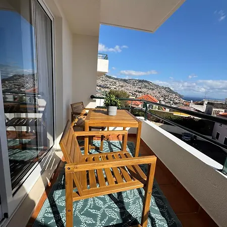 Sky Mar Living Apartmán *